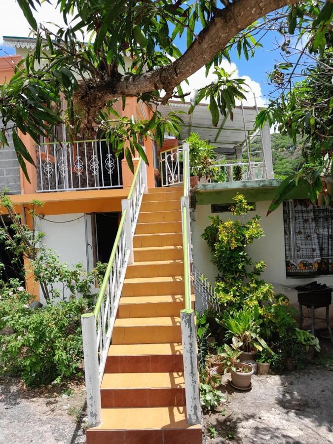 La Belle Du Sud Villa Port South East Bagian luar foto